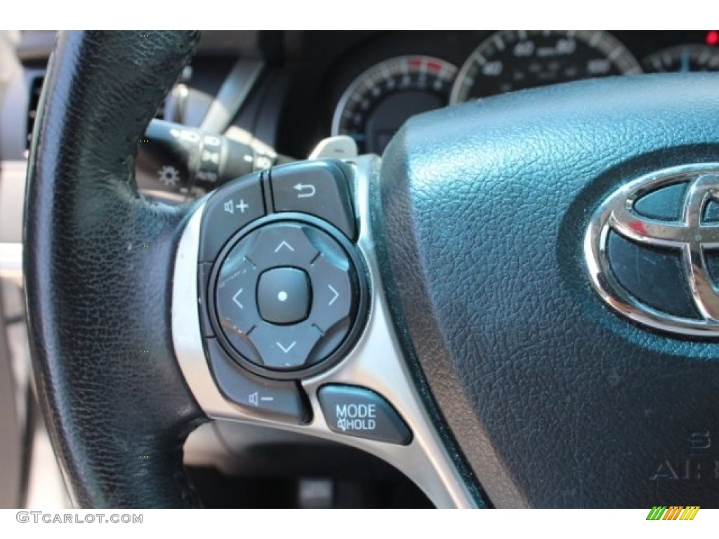 2012 Camry SE - Classic Silver Metallic / Light Gray photo #17