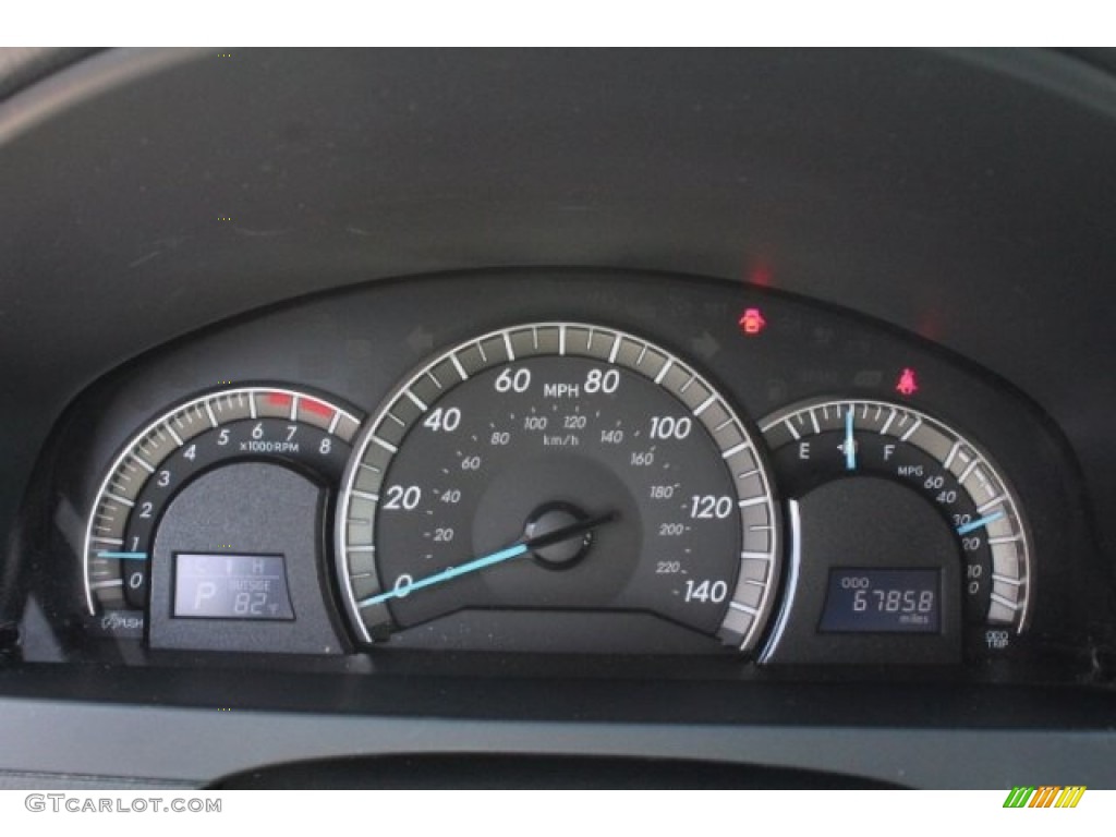 2012 Camry SE - Classic Silver Metallic / Light Gray photo #19