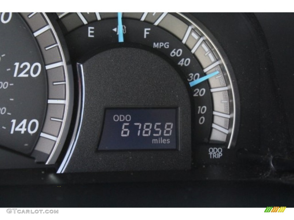 2012 Camry SE - Classic Silver Metallic / Light Gray photo #20