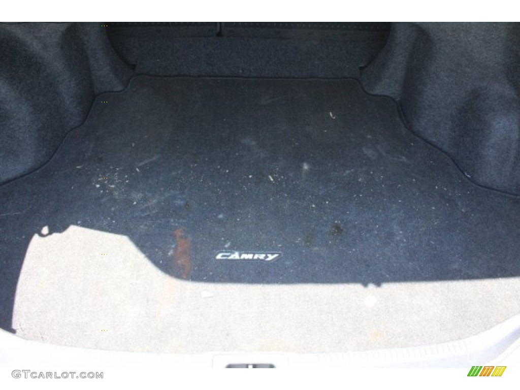 2012 Camry SE - Classic Silver Metallic / Light Gray photo #25