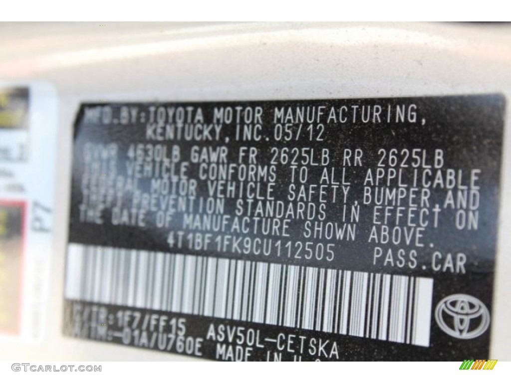 2012 Camry SE - Classic Silver Metallic / Light Gray photo #31