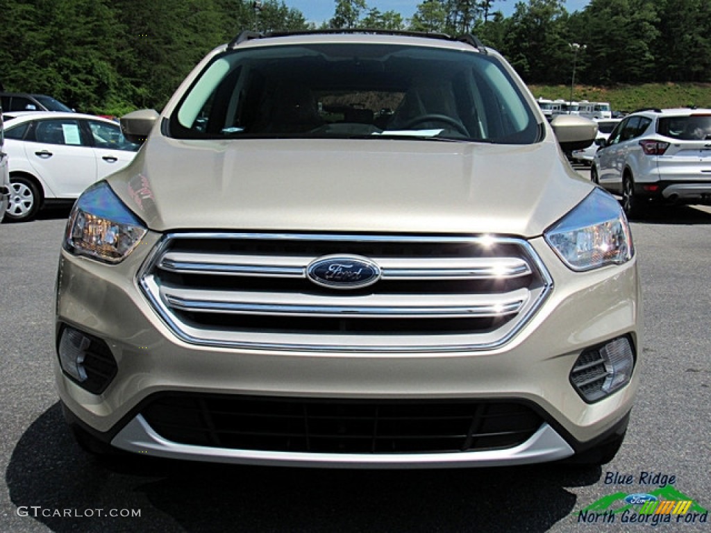 2018 Escape SE - White Gold / Medium Light Stone photo #8