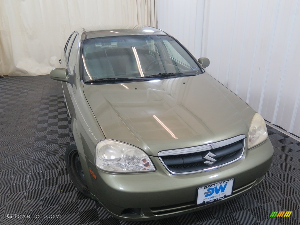 2006 Forenza Sedan - Desert Green Metallic / Grey photo #2