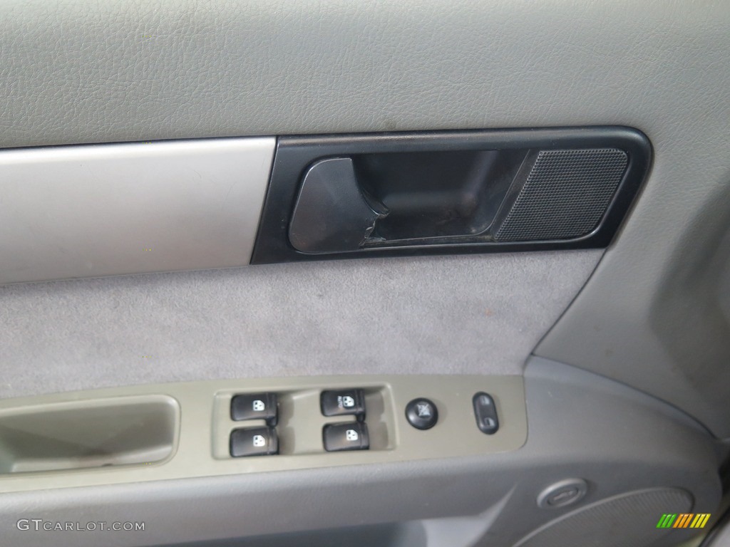 2006 Forenza Sedan - Desert Green Metallic / Grey photo #34