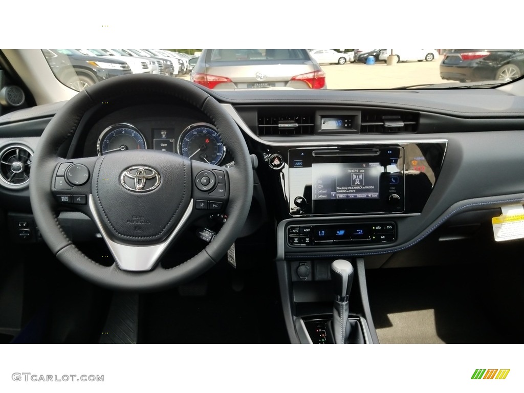 2019 Toyota Corolla SE Black Dashboard Photo #127778817