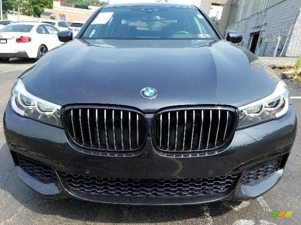 2018 7 Series 740i xDrive Sedan - Singapore Gray Metallic / Black photo #8
