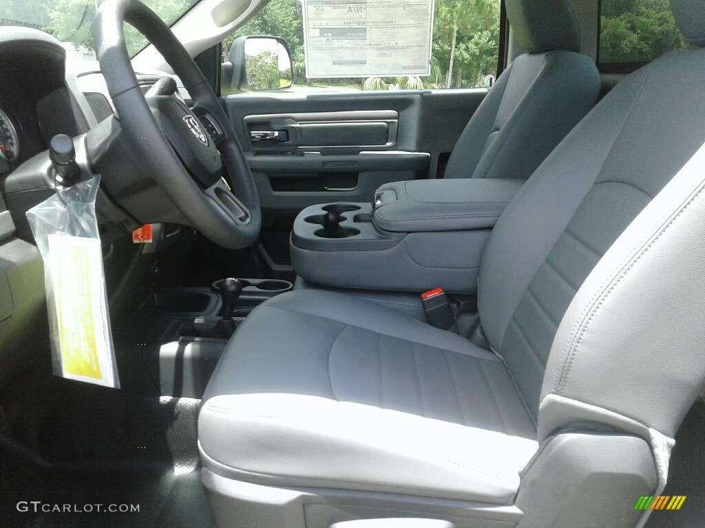 Black/Diesel Gray Interior 2018 Ram 3500 Tradesman Regular Cab 4x4 Chassis Photo #127781628