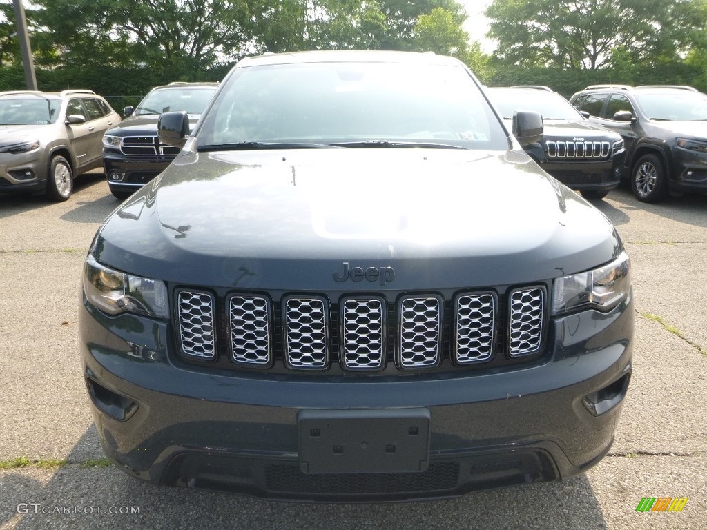 2018 Grand Cherokee Laredo 4x4 - Rhino / Black photo #8