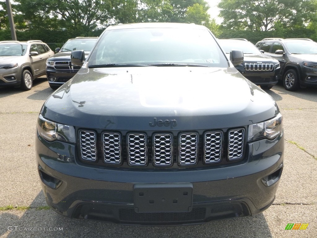 2018 Grand Cherokee Laredo 4x4 - Rhino / Black photo #8