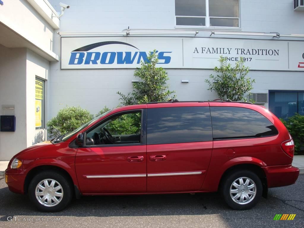 2007 Town & Country Touring - Inferno Red Crystal Pearl / Dark Khaki/Light Graystone photo #1