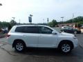Blizzard White Pearl - Highlander  Photo No. 10