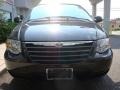 2007 Brilliant Black Crystal Pearl Chrysler Town & Country Touring  photo #3