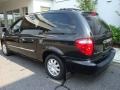 2007 Brilliant Black Crystal Pearl Chrysler Town & Country Touring  photo #4