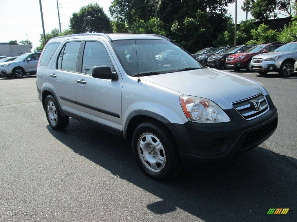 2005 CR-V LX 4WD - Satin Silver Metallic / Black photo #4