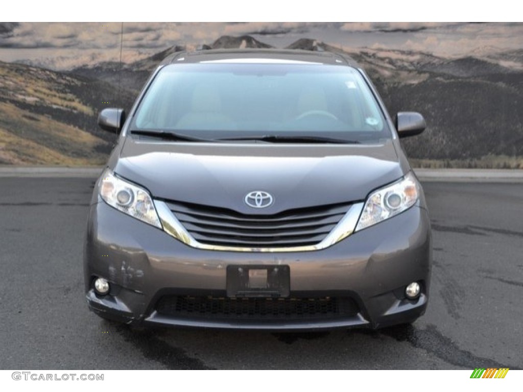 2012 Sienna XLE AWD - Predawn Gray Mica / Light Gray photo #2