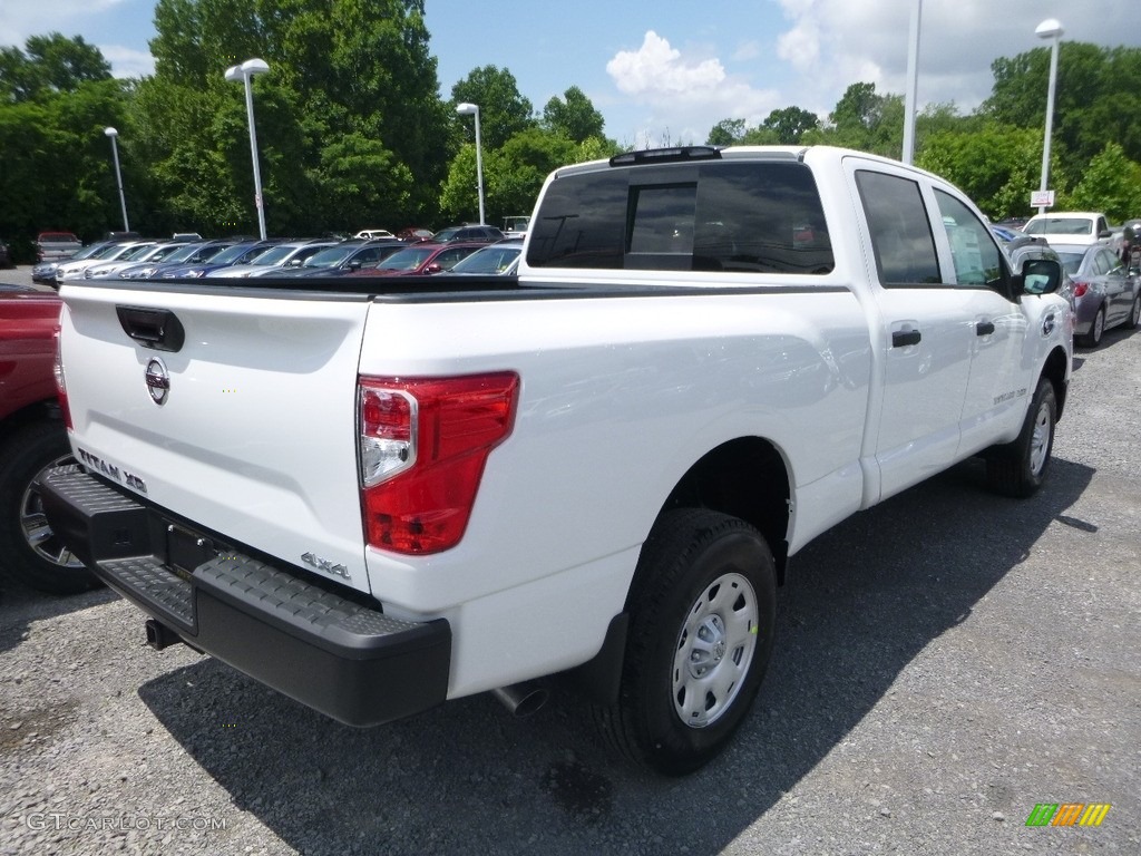 2018 TITAN XD S Crew Cab 4x4 - Glacier White / Black photo #4