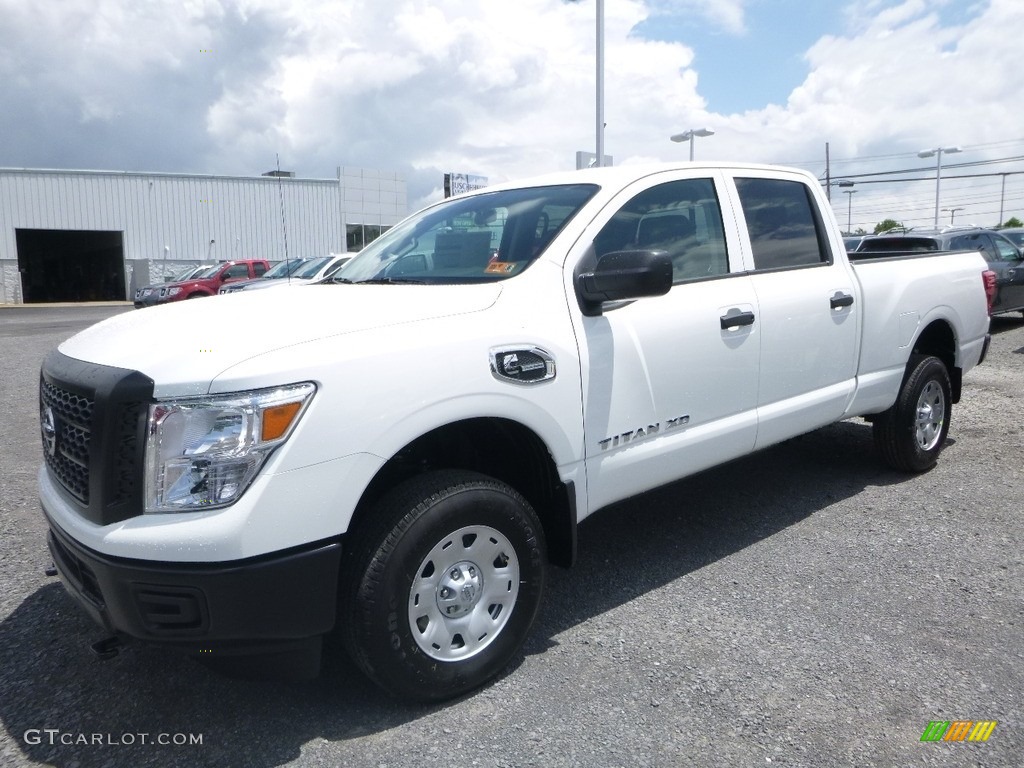 2018 TITAN XD S Crew Cab 4x4 - Glacier White / Black photo #7