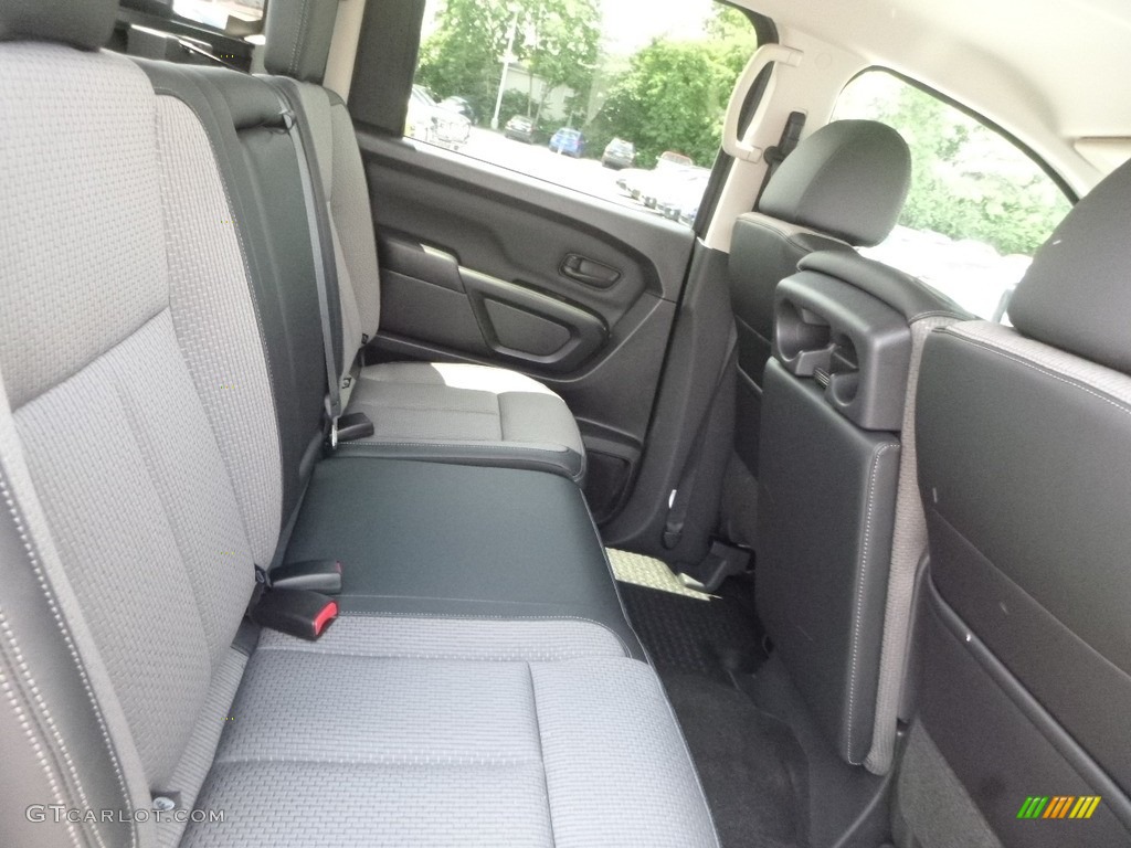 2018 TITAN XD S Crew Cab 4x4 - Glacier White / Black photo #11