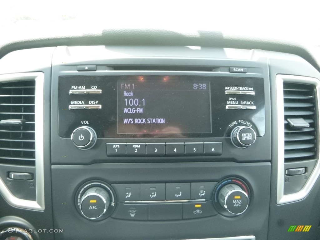2018 TITAN XD S Crew Cab 4x4 - Glacier White / Black photo #16