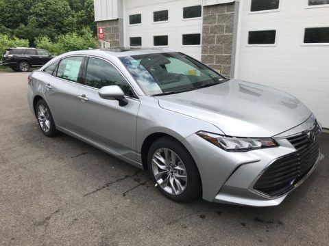 2019 Toyota Avalon XLE Data, Info and Specs