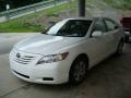 Super White - Camry LE Photo No. 5