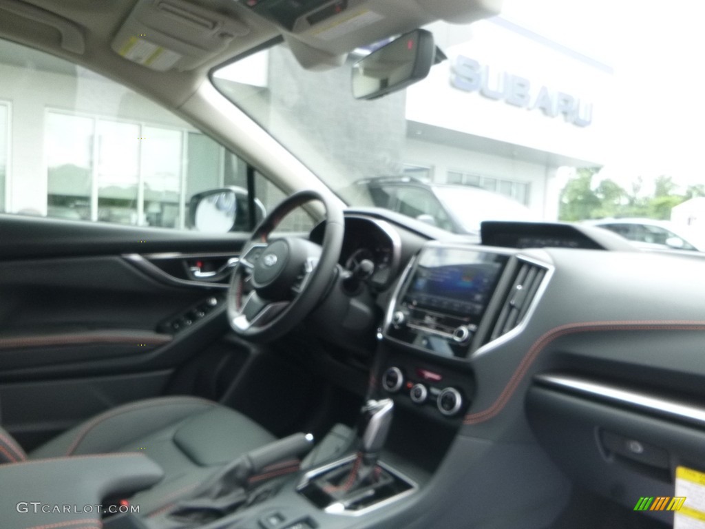 2018 Crosstrek 2.0i Limited - Ice Silver Metallic / Black photo #11