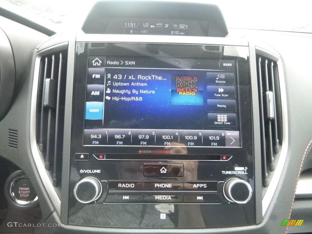 2018 Crosstrek 2.0i Limited - Ice Silver Metallic / Black photo #17