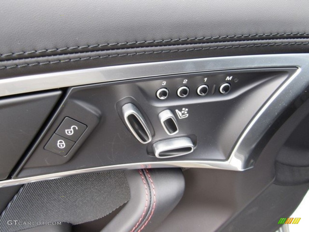 2018 Jaguar F-Type Coupe Controls Photo #127802699
