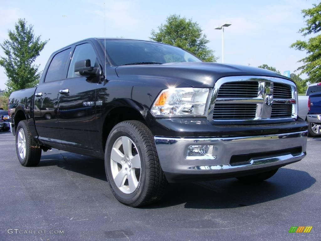 2009 Ram 1500 Big Horn Edition Crew Cab 4x4 - Brilliant Black Crystal Pearl / Dark Slate/Medium Graystone photo #4