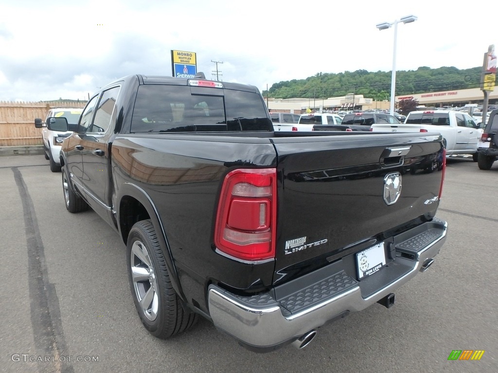 2019 1500 Limited Crew Cab 4x4 - Diamond Black Crystal Pearl / Black photo #3