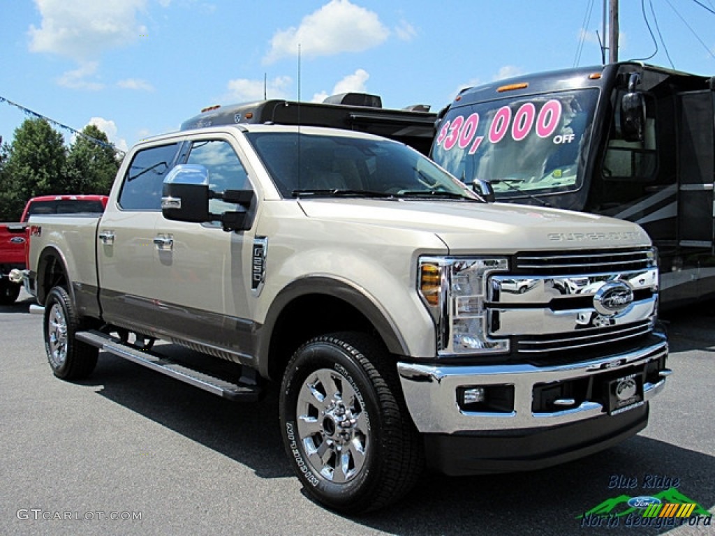 2018 F250 Super Duty Lariat Crew Cab 4x4 - White Gold / Camel photo #7