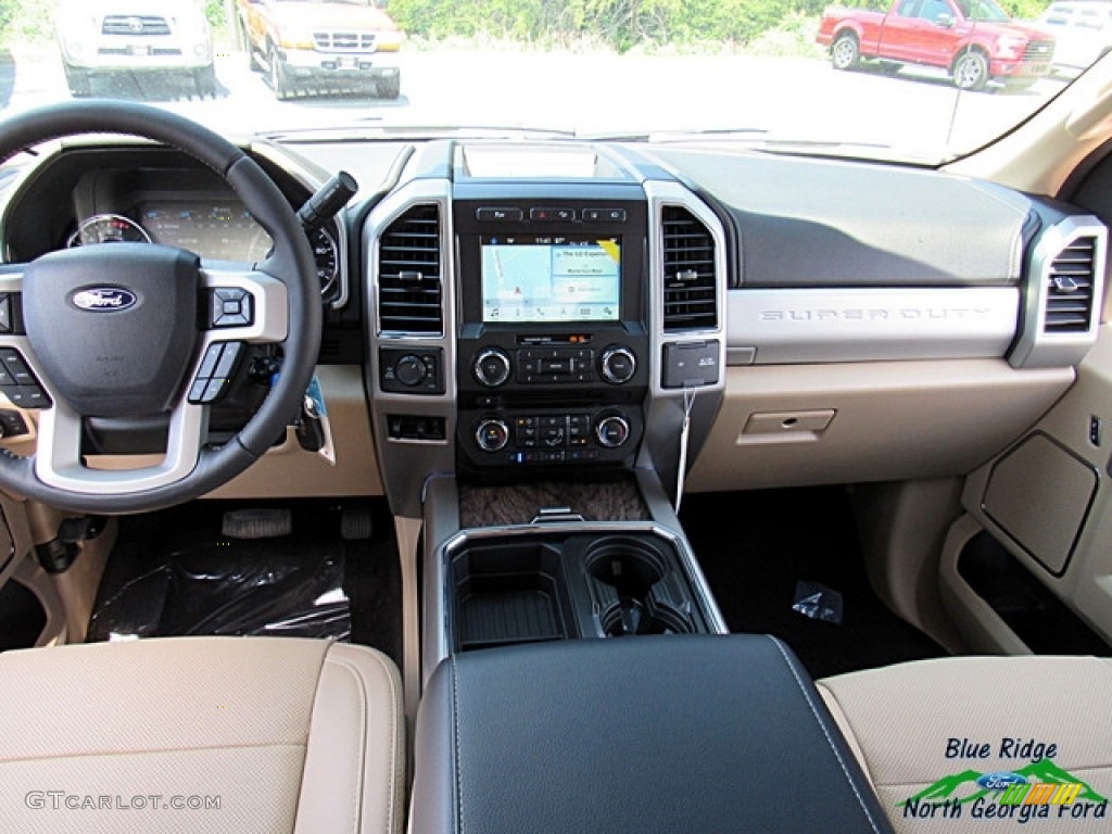 2018 F250 Super Duty Lariat Crew Cab 4x4 - White Gold / Camel photo #14