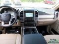 2018 White Gold Ford F250 Super Duty Lariat Crew Cab 4x4  photo #14