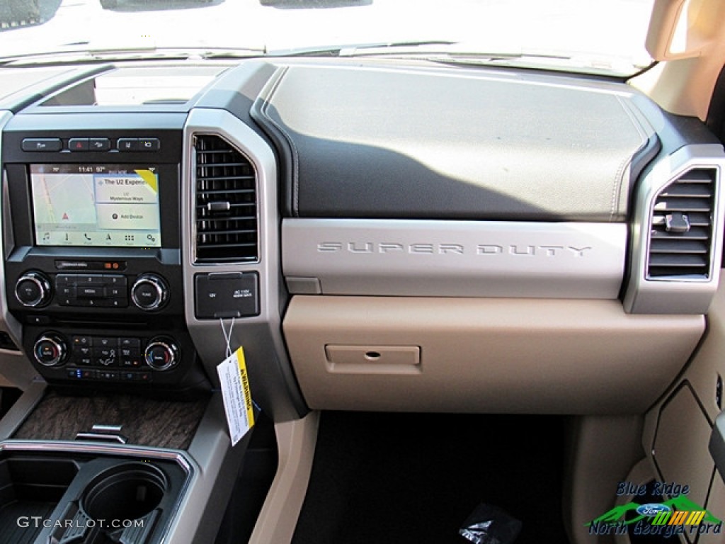 2018 F250 Super Duty Lariat Crew Cab 4x4 - White Gold / Camel photo #15