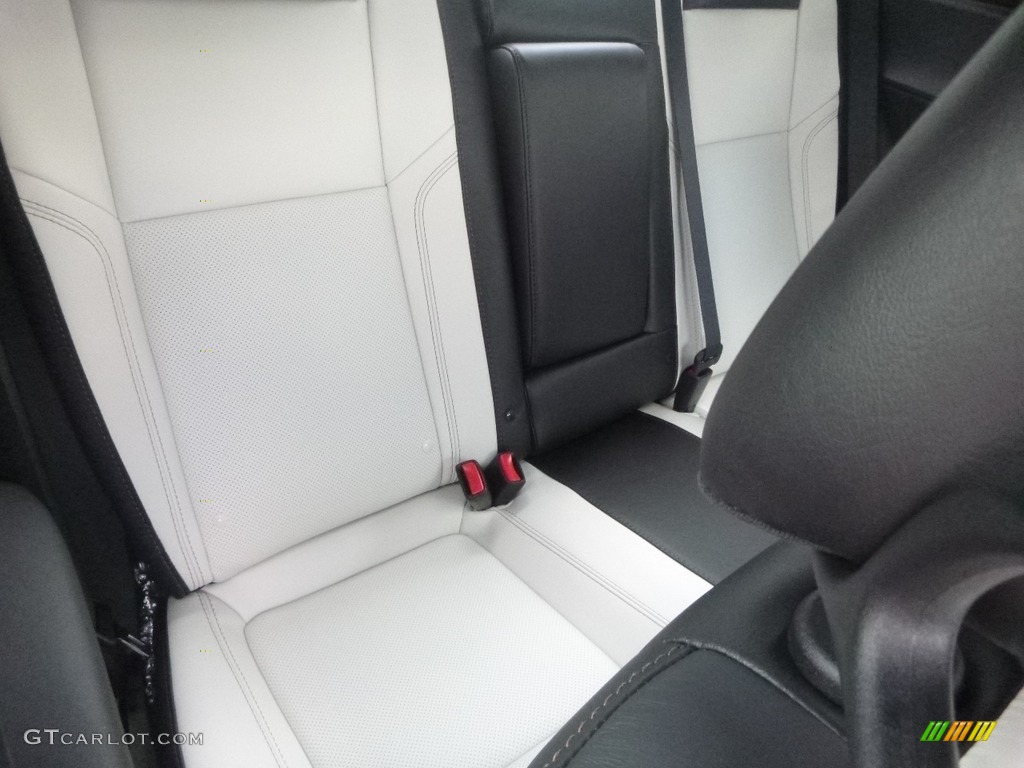 2018 Challenger GT AWD - Granite / Black/Pearl photo #14