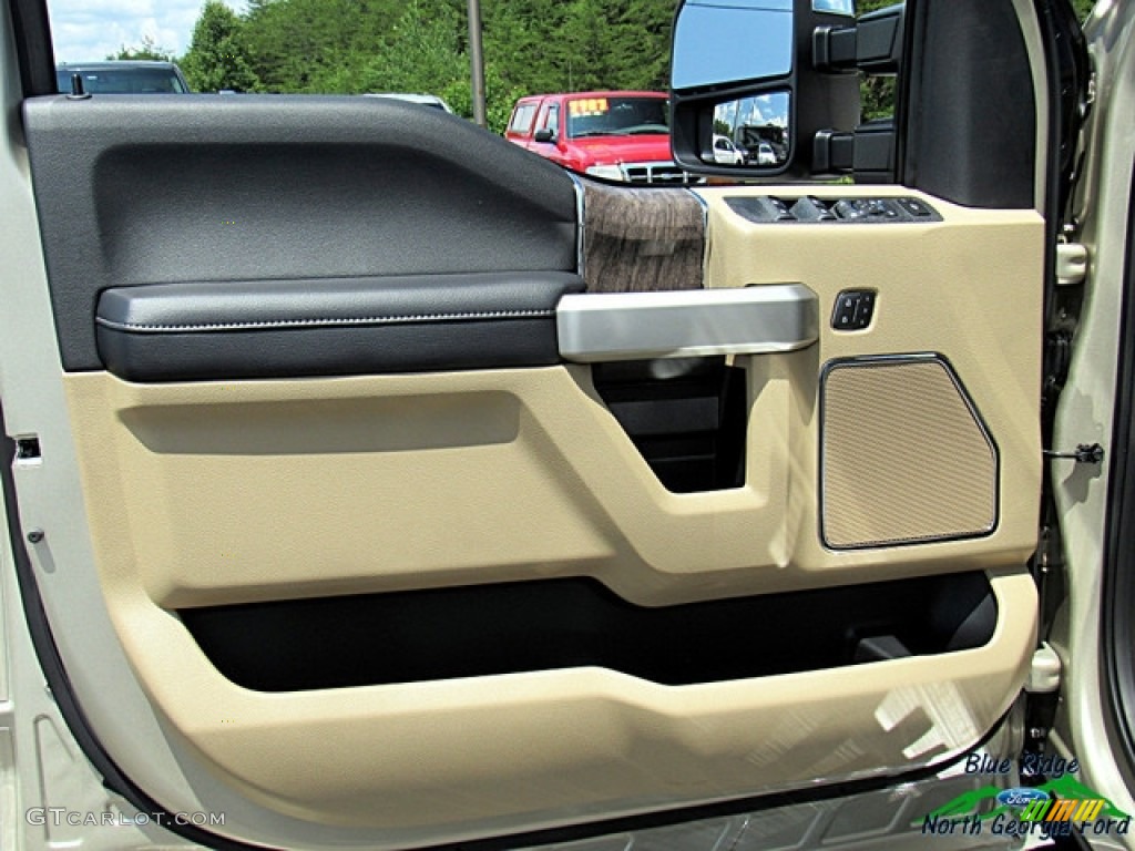 2018 F250 Super Duty Lariat Crew Cab 4x4 - White Gold / Camel photo #32