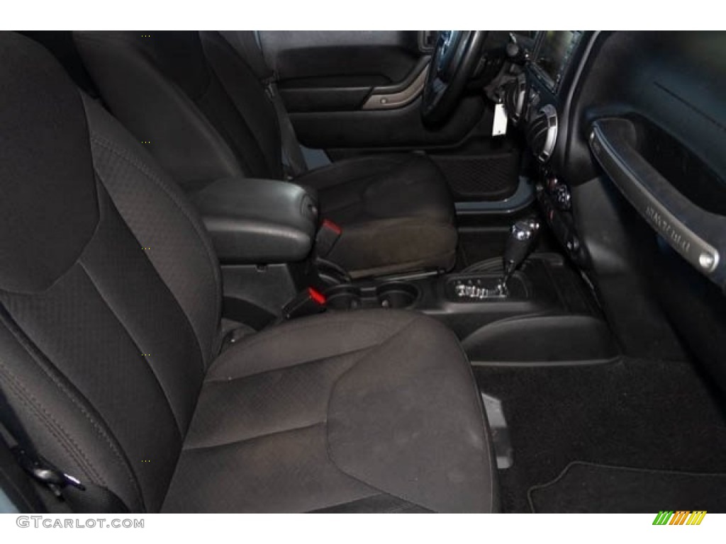 2015 Wrangler Unlimited Sport 4x4 - Anvil / Black photo #22