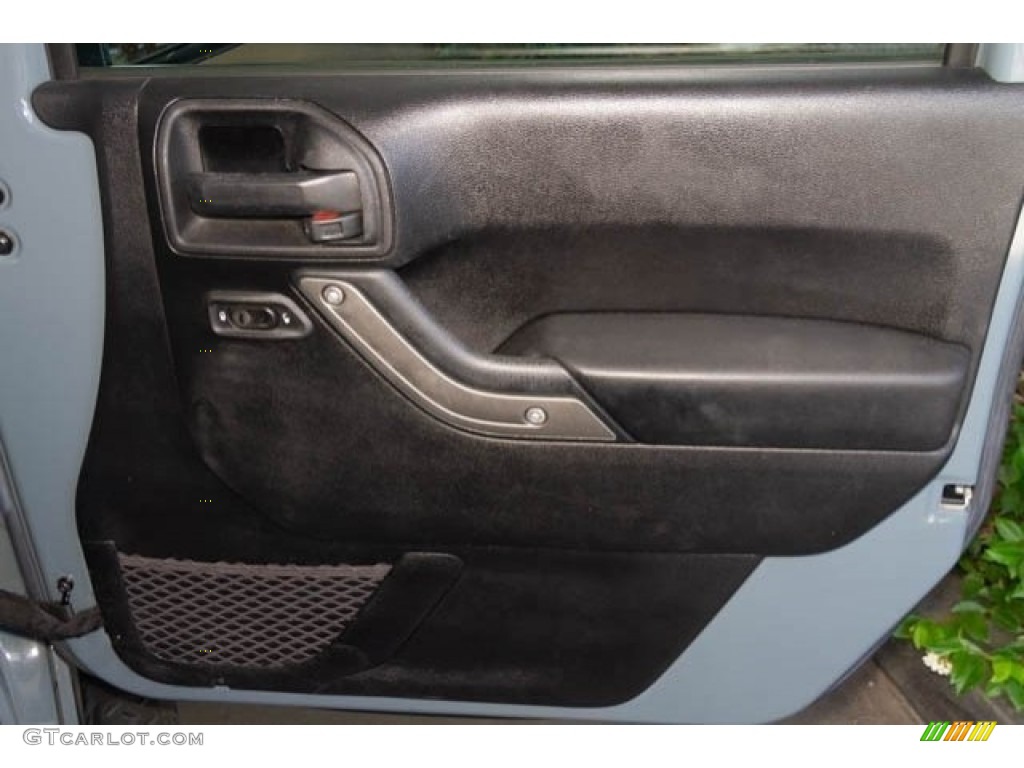 2015 Wrangler Unlimited Sport 4x4 - Anvil / Black photo #31