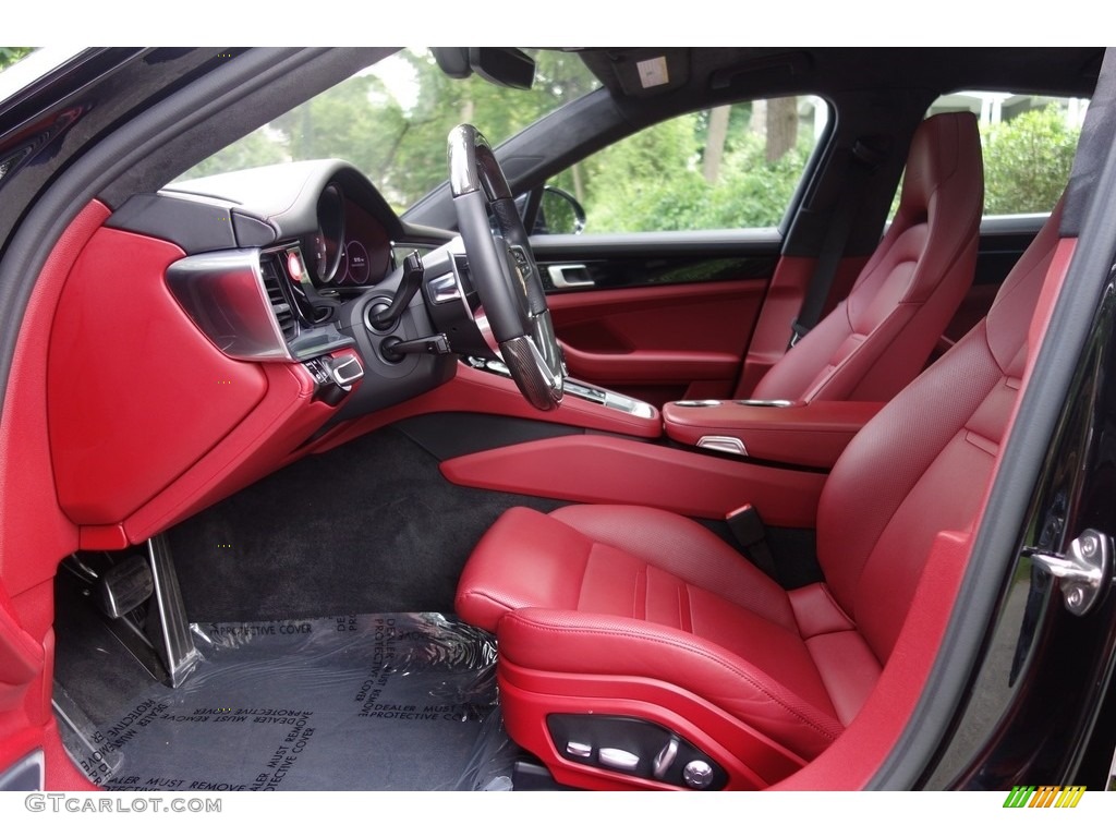 2017 Porsche Panamera Turbo Front Seat Photos