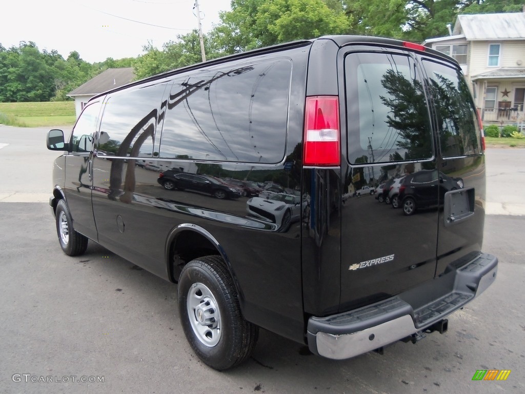 2018 Express 2500 Cargo WT - Black / Medium Pewter photo #5