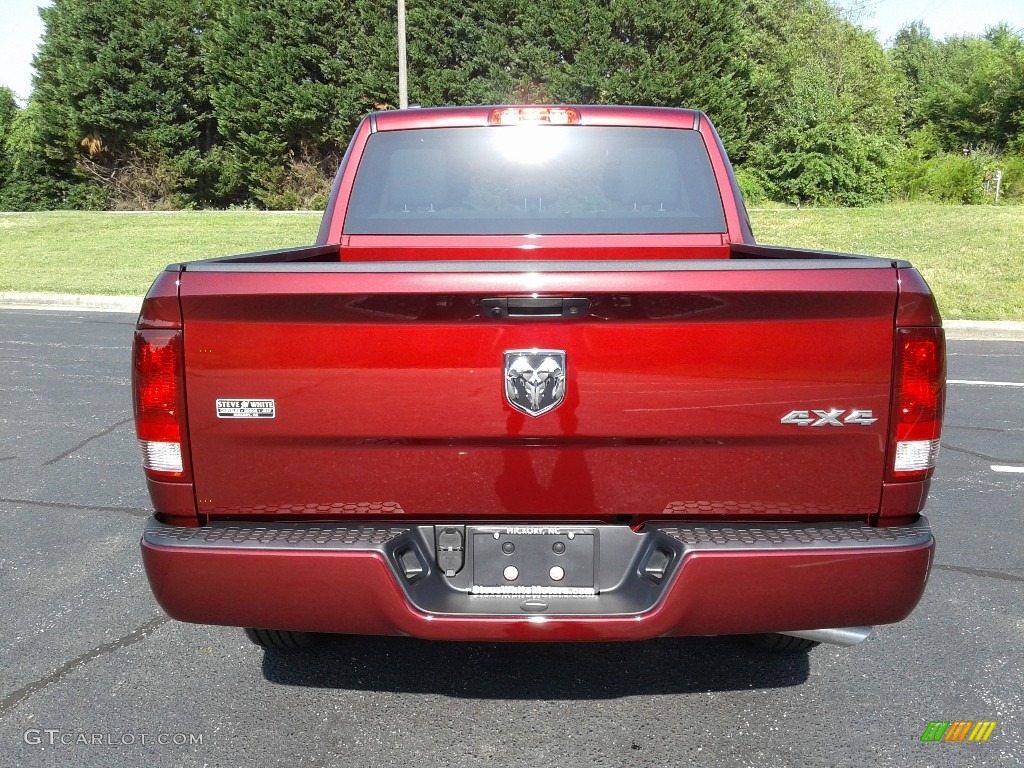 2018 1500 Express Crew Cab 4x4 - Delmonico Red Pearl / Black/Diesel Gray photo #7
