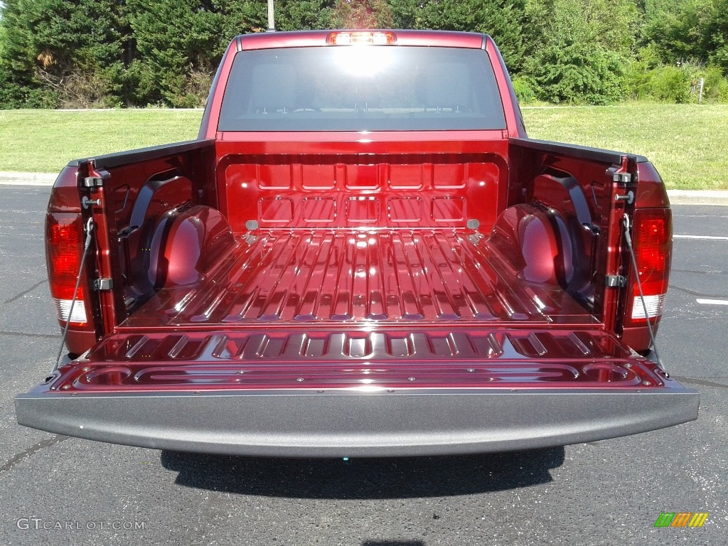 2018 1500 Express Crew Cab 4x4 - Delmonico Red Pearl / Black/Diesel Gray photo #12