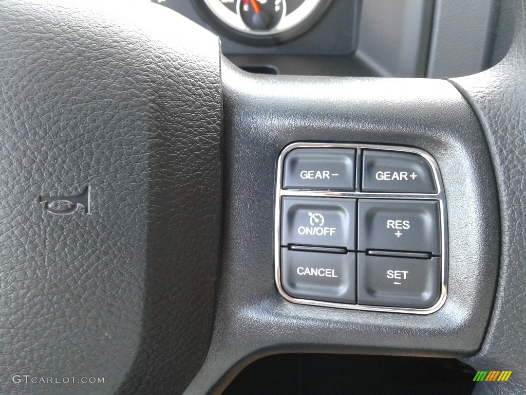 2018 1500 Express Crew Cab 4x4 - Delmonico Red Pearl / Black/Diesel Gray photo #17