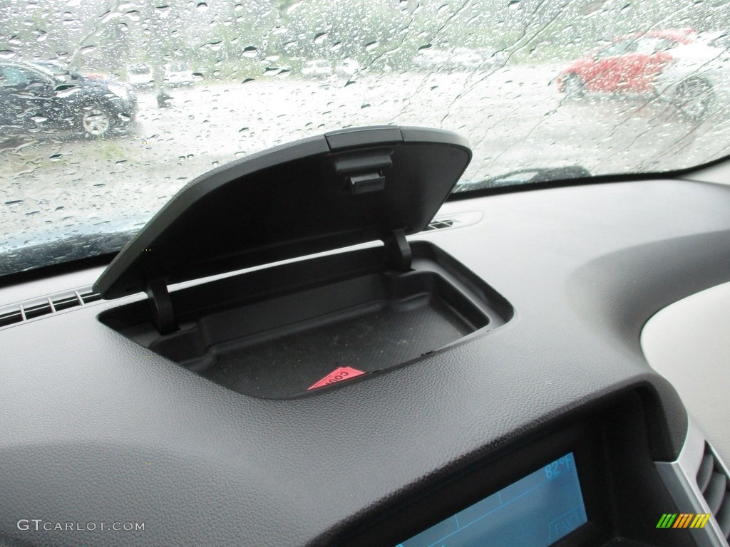 2011 Cruze LS - Ice Blue Metallic / Jet Black/Medium Titanium photo #29