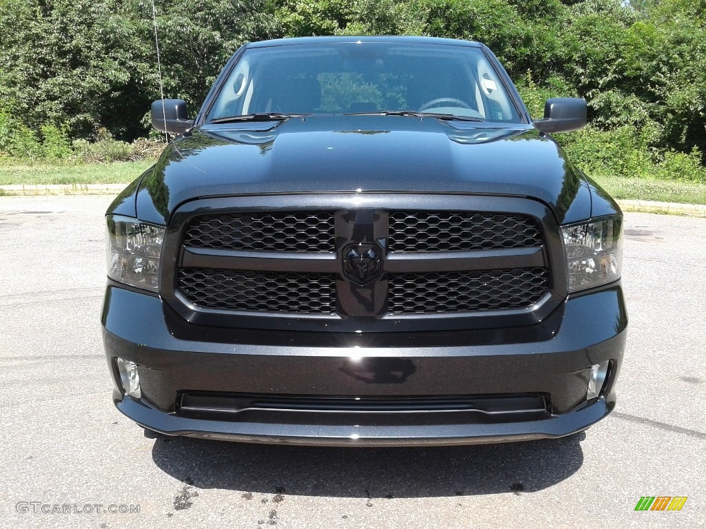 2018 1500 Express Crew Cab 4x4 - Brilliant Black Crystal Pearl / Black/Diesel Gray photo #3