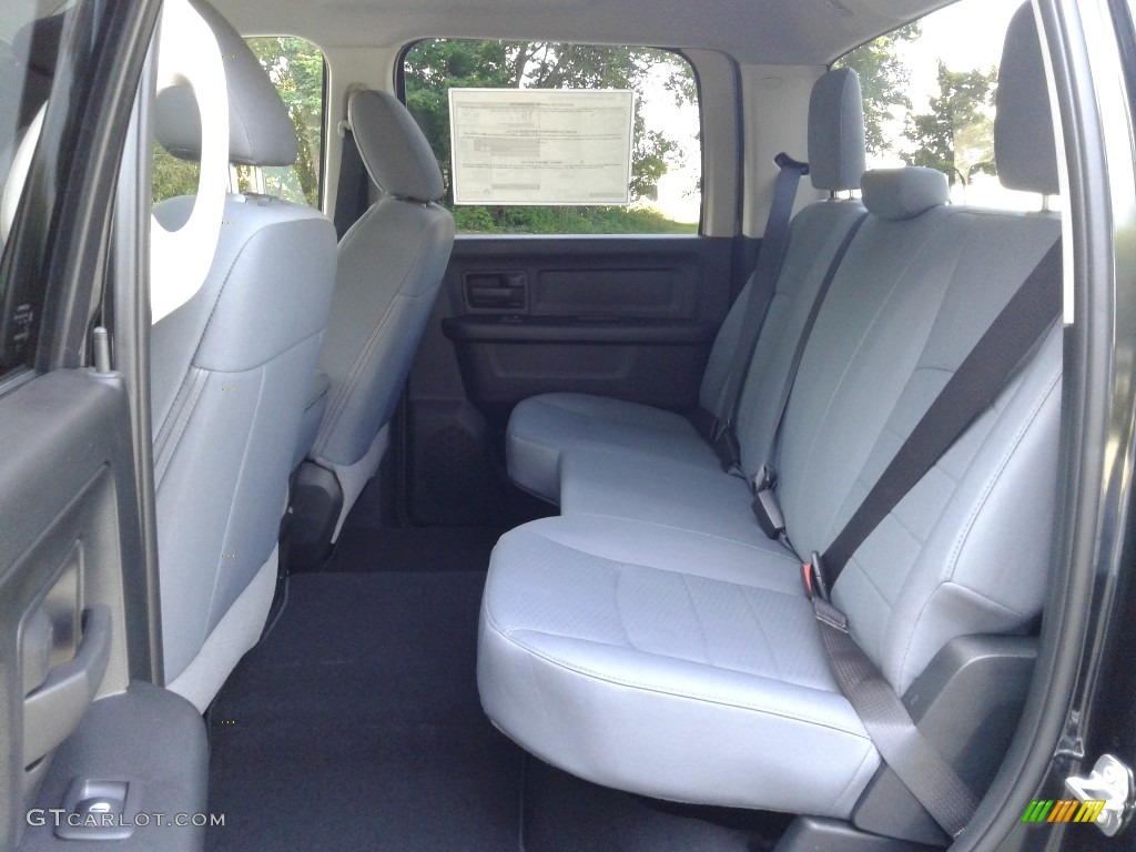 2018 1500 Express Crew Cab 4x4 - Brilliant Black Crystal Pearl / Black/Diesel Gray photo #11