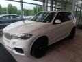 Alpine White - X5 xDrive50i Photo No. 3