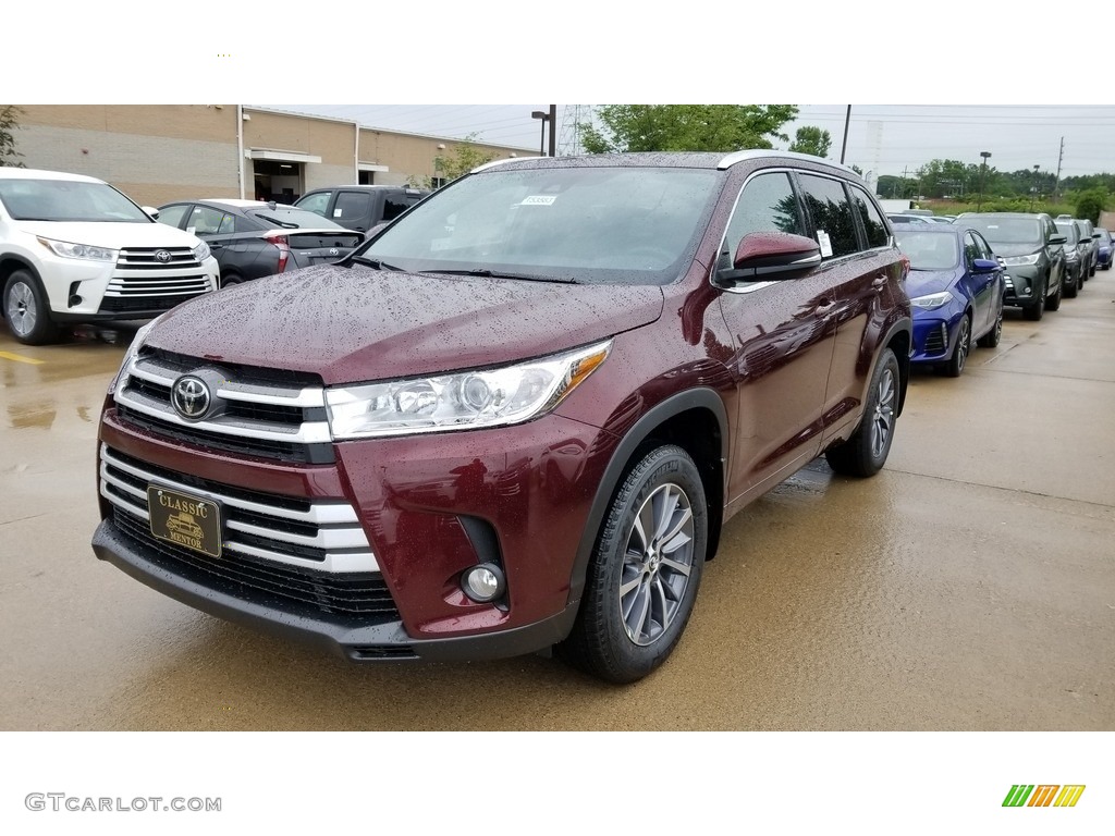 2018 Highlander XLE AWD - Ooh La La Rouge Mica / Black photo #1