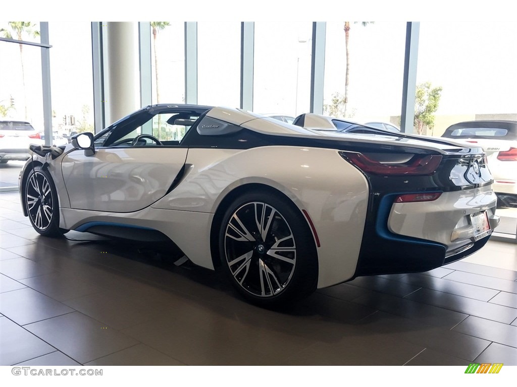 Crystal White Pearl Metallic 2019 BMW i8 Roadster Exterior Photo #127828108