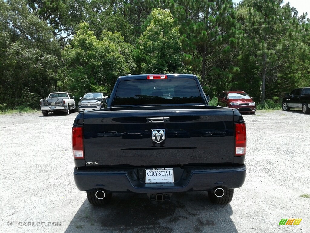 2018 1500 Express Quad Cab - True Blue Pearl / Black/Diesel Gray photo #4